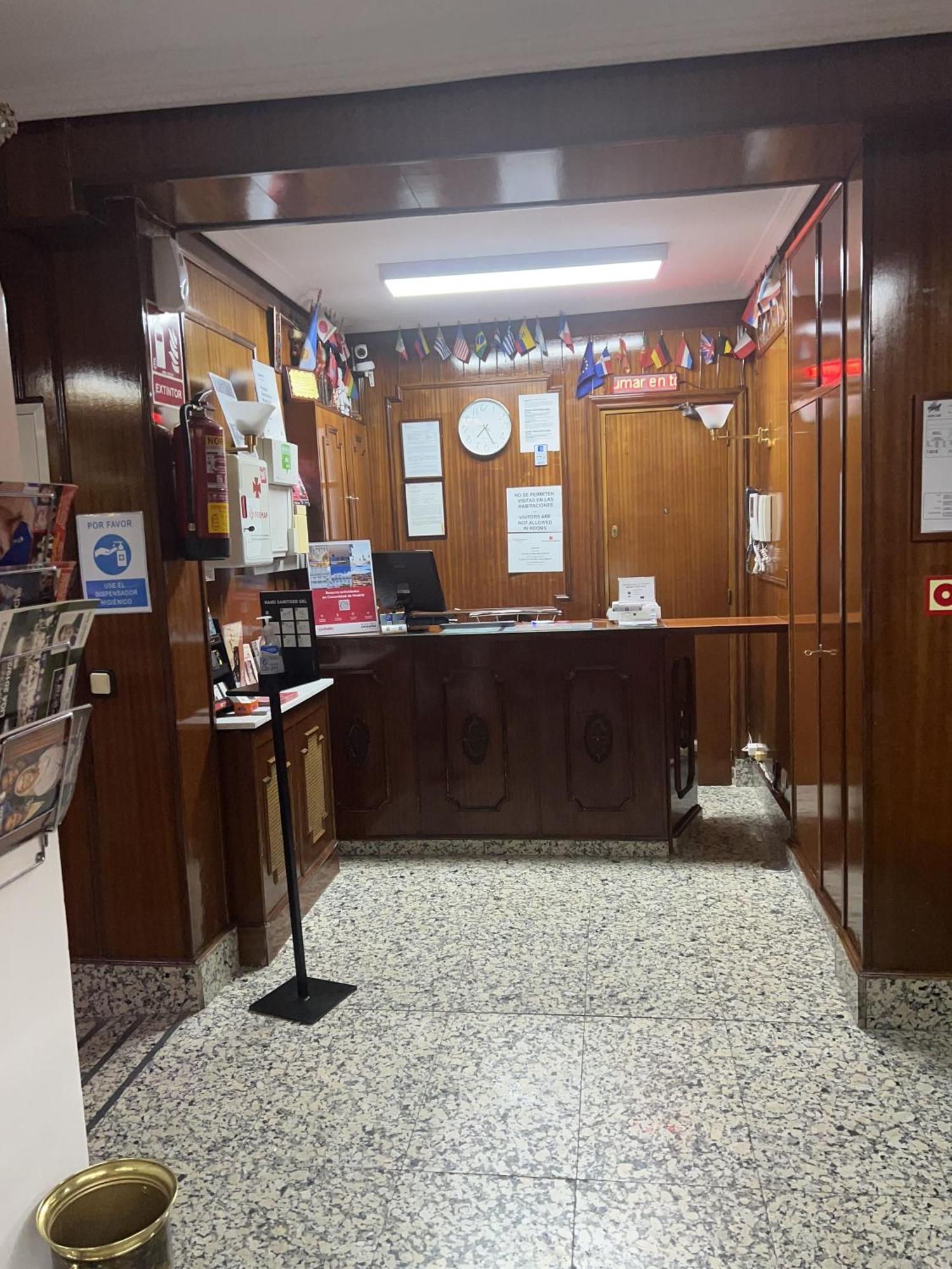 Hostal Sonsoles Madrid-Centro Extérieur photo